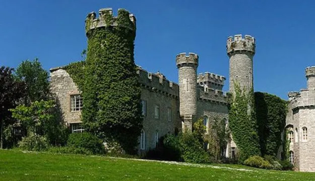medival castles in wales, travel images of historic places