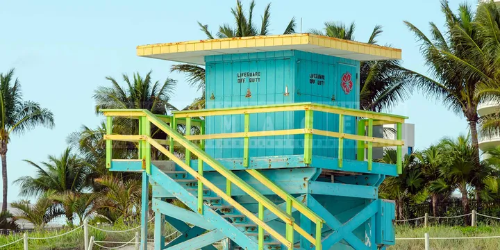 miami beach light blue lifeguard tower