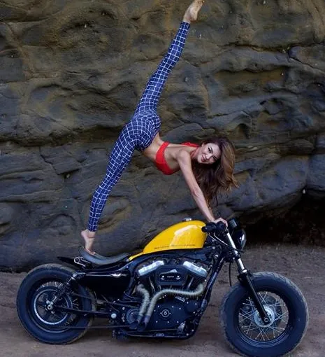 girls pictures, extreme exercises and yoga poses