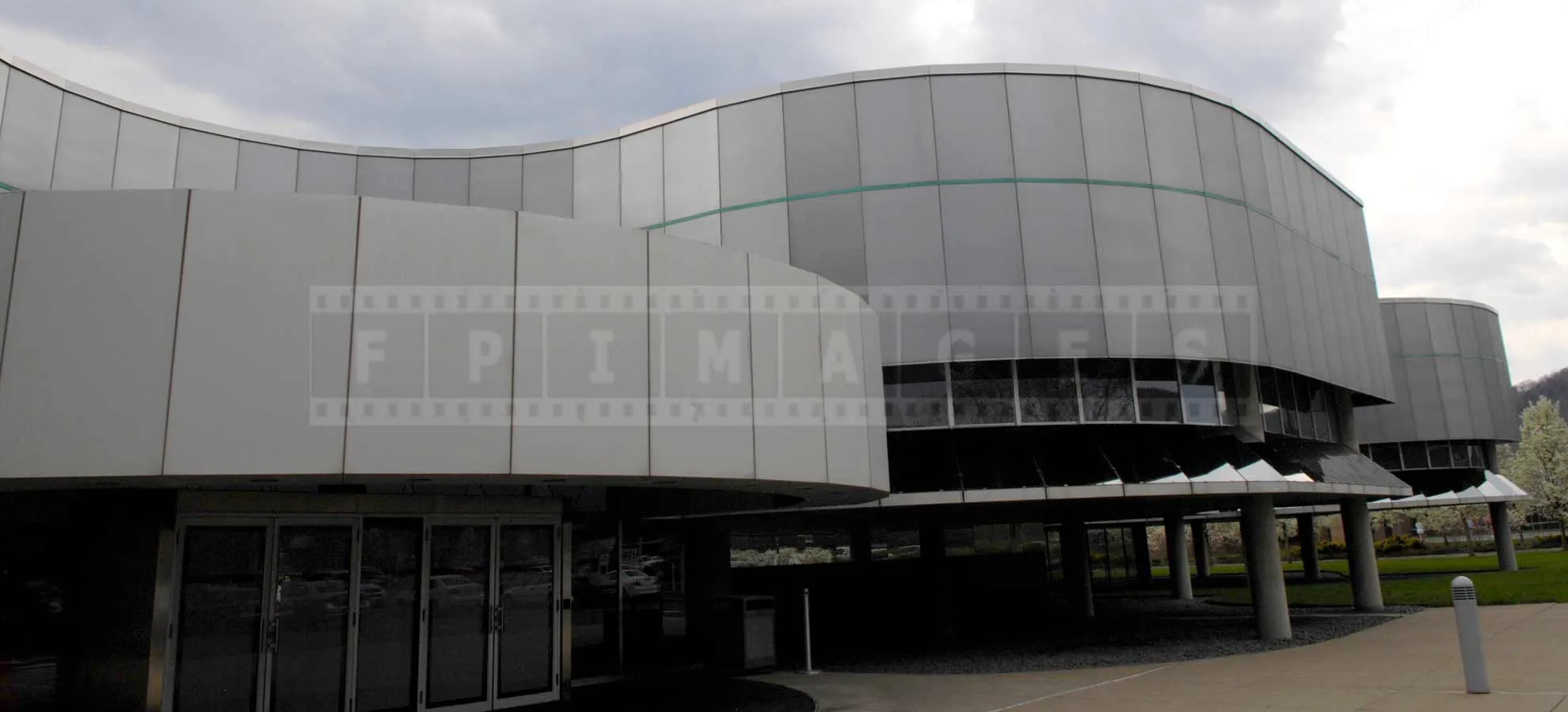 contemporary building of Corning museum of glass