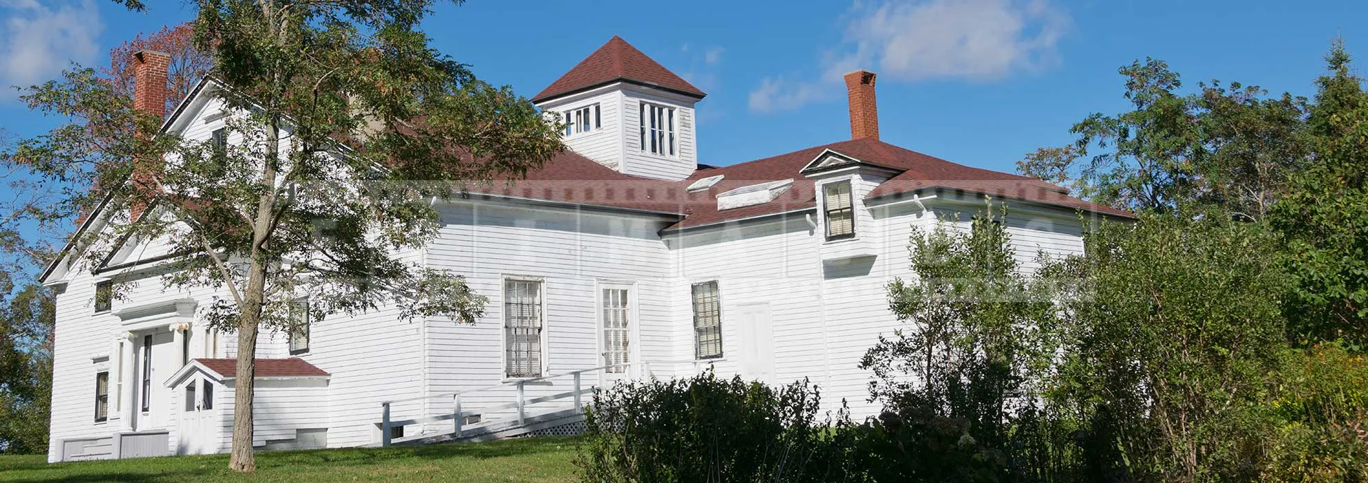 Victorian mansion - Haliburton House