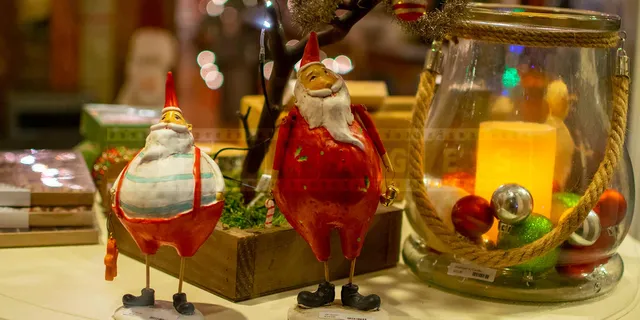 Retro style Sanat's figurines in the window display