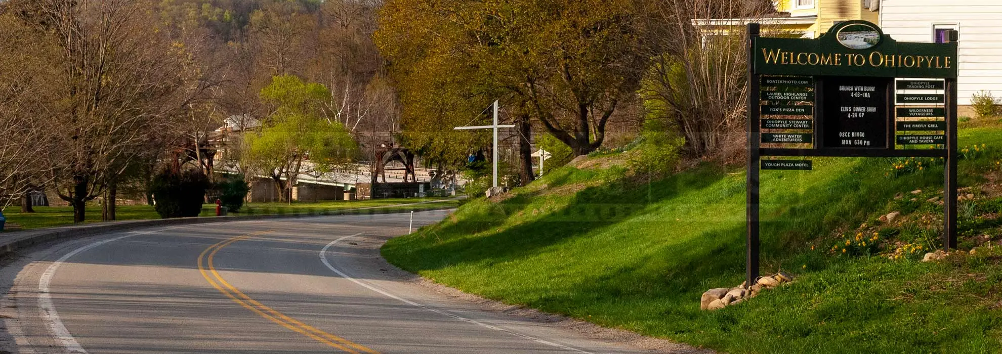 Welcome to Ohiopyle sign at the town entrance