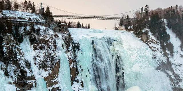view from of the falls from the visitors center parking lot