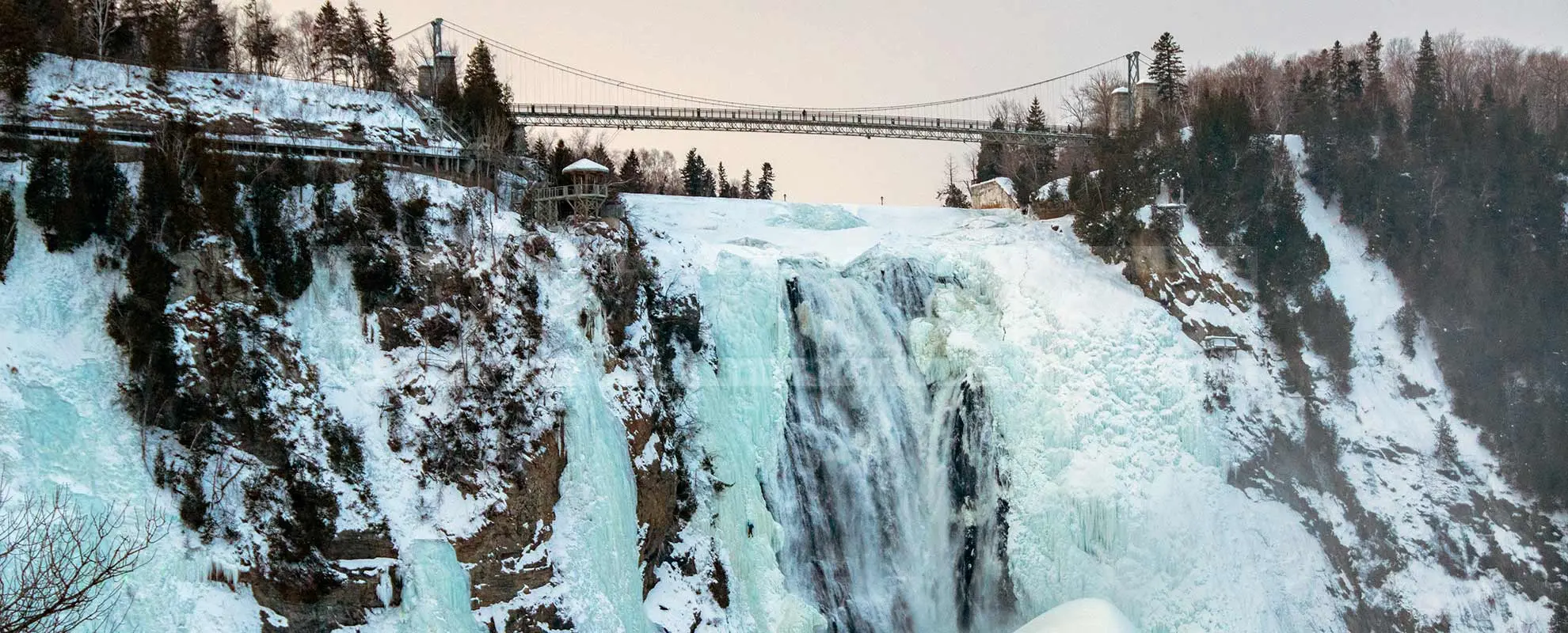 view from of the falls from the visitors center parking lot