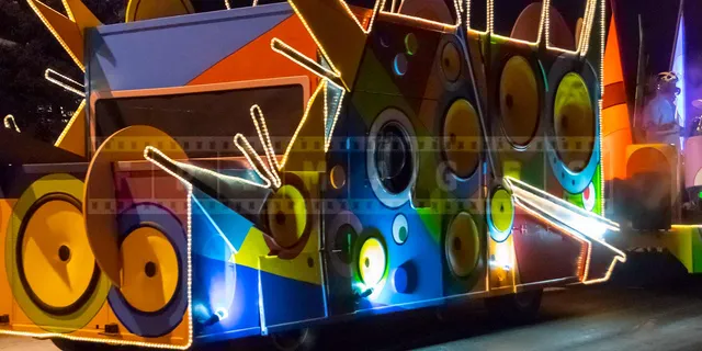 colorful musical float at quebec winter carnival