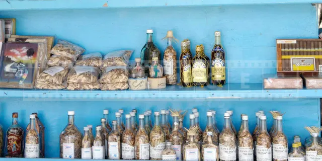 Original Dominican gift ideas – mamajuana and cigars