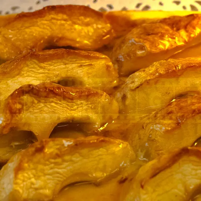 Glazed apple tart - tasty Provence dessert