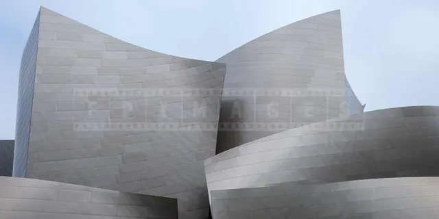 amazing steel architecture of the Disney hall in Los Angeles