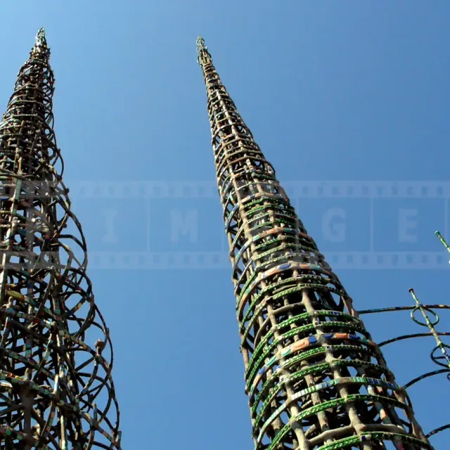 amazing architecture of watts towers in loas angeles california