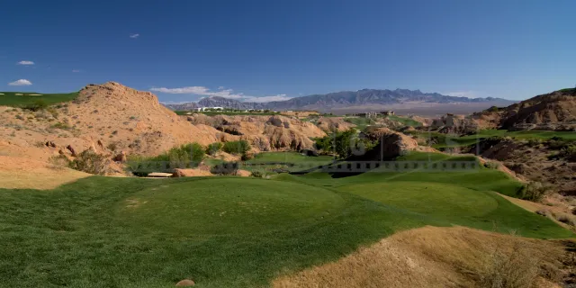 Par 3 #8 tee looking back in the clubhouse direction