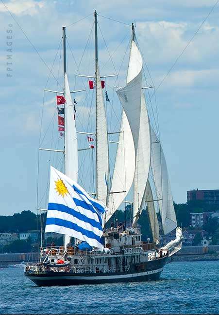 Schooner Capitan Miranda at Parade