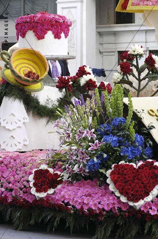 Flower float at Rose Parade, Pasadena, California