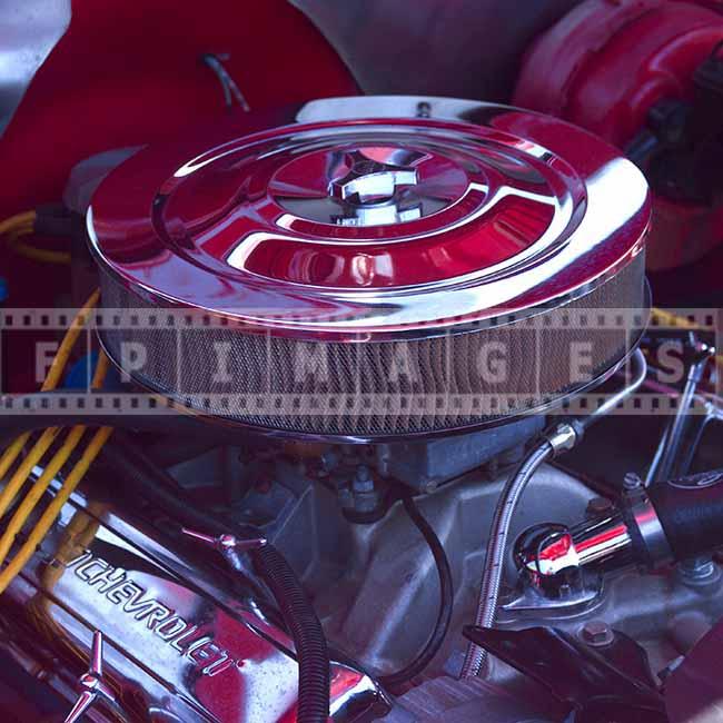 Chevrolet v8 sports engine detail picture