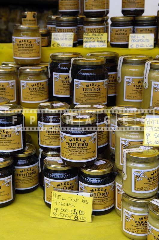 Italian honey for sale at French Market