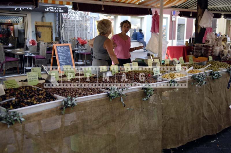 Prepared pickled olives in great variety at Cours Saleya