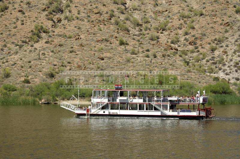 Salt River Reservoir tour on a Dolly Steamboat, Arizona attractions travel images