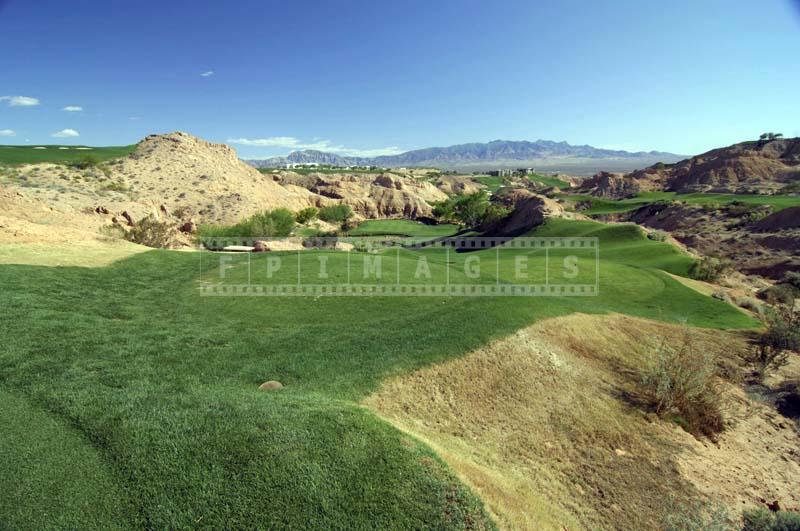 Golf picture hole #8 the Par 3