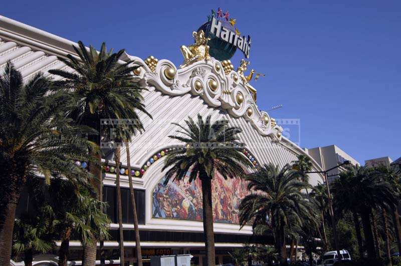 Harrah’s Hotel building picture