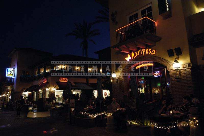 restaurants at night