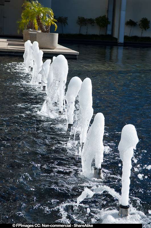 Crystal Cathedral fountain