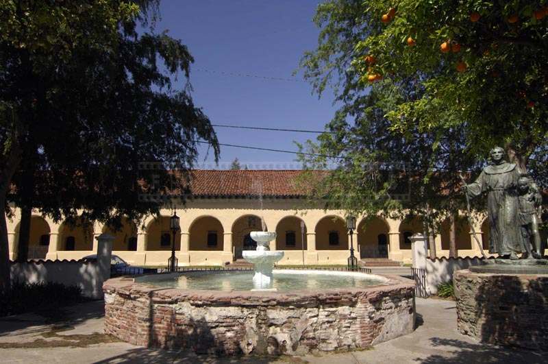 Old Fountain outside the main entrance San Fernando Mission