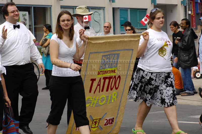 singers with the banner of the choir