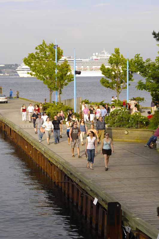 Boardwalk and the cruise ship in the background