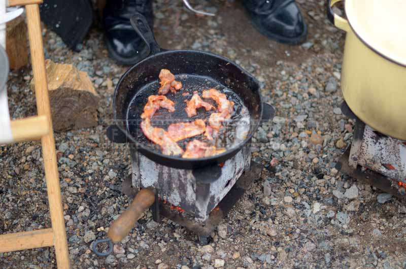 Frying pan with bacon