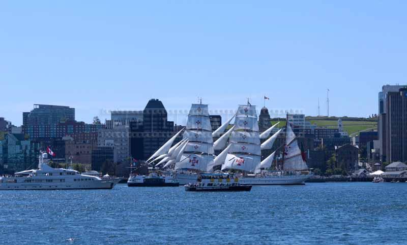 Barque Sagres II under full sails, Parade of Sail