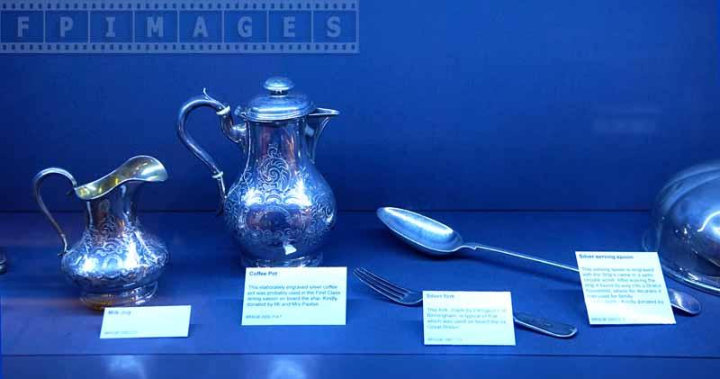 Authentic silverware diplayed at the museum