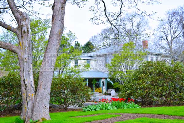 Entrance building of botanical gardens