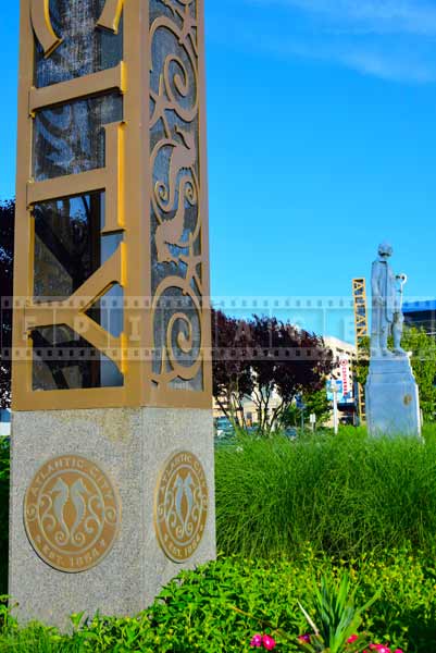 Scenic picture of Christopher Columbus boulevard