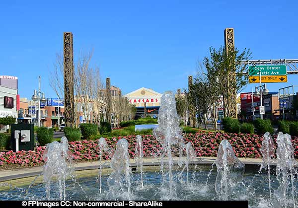 Fountain at Christopher Columbus boulevard travel images