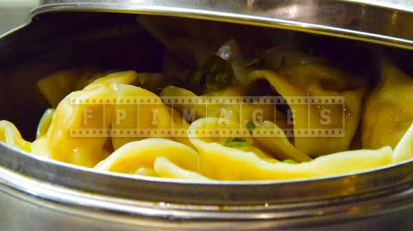 caesars casino buffet food pictures - dumplings 