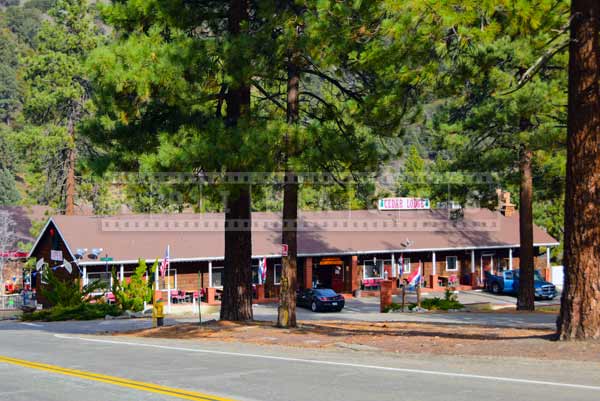 Scenic Wrightwood cityscapes