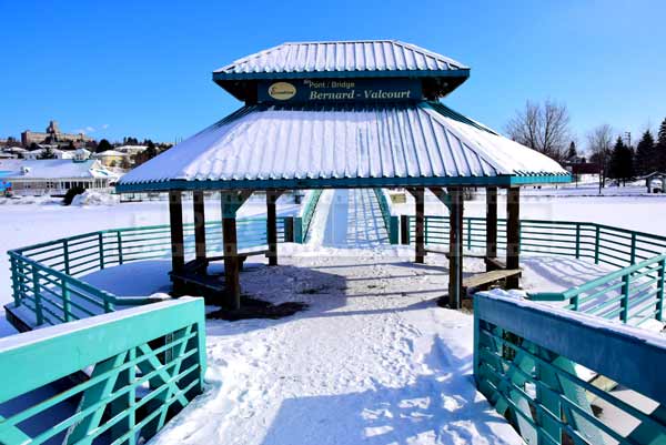 Bernard Valcourt Bridge, Edmundston winter walk