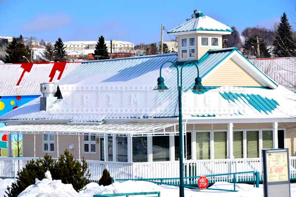 canada travel information center Edmundston winter pictures