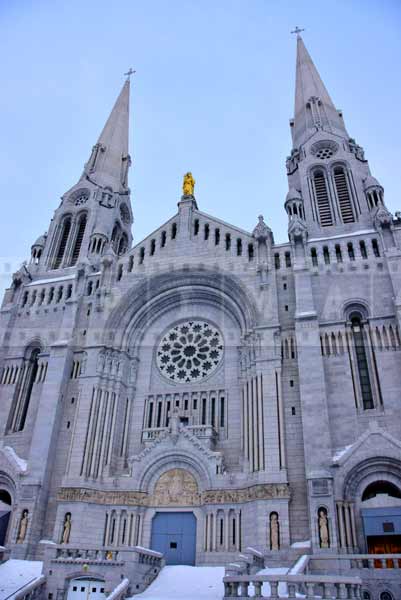 basilica sainte anne de beaupre gothic architecture