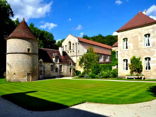 Abbey Fontenay