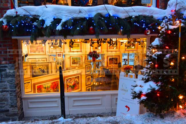 Romantic picture of an art store in Old Quebec