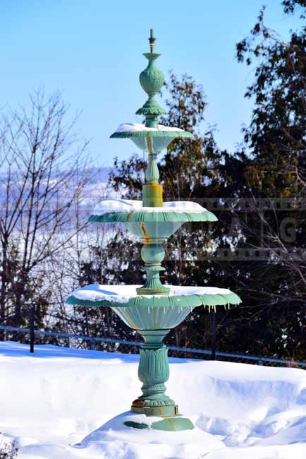 Fountain in front of Montmorency Manor