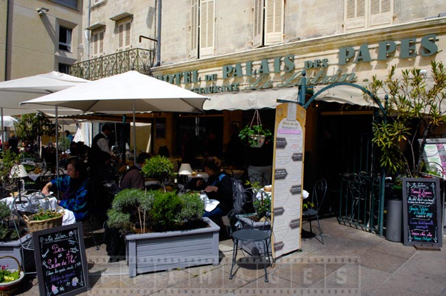 Avignon street scenes