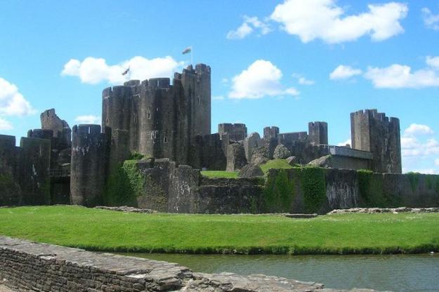 medival castles in wales, travel images of historic places