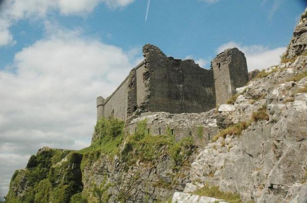 medieval castles in wales, travel images of historic places