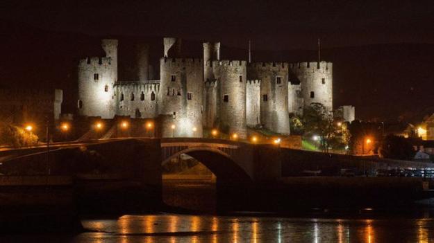 medieval castles in wales, travel images of historic places