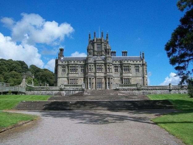 medieval castles in wales, travel images of historic places