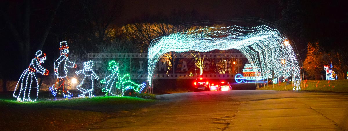 Amazing holiday lights archway for cars to drive through