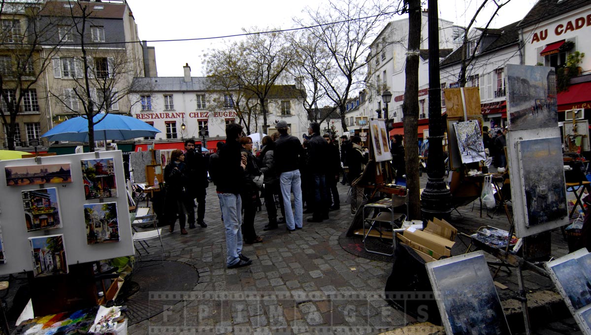 Montmartre street exhibition of artworks