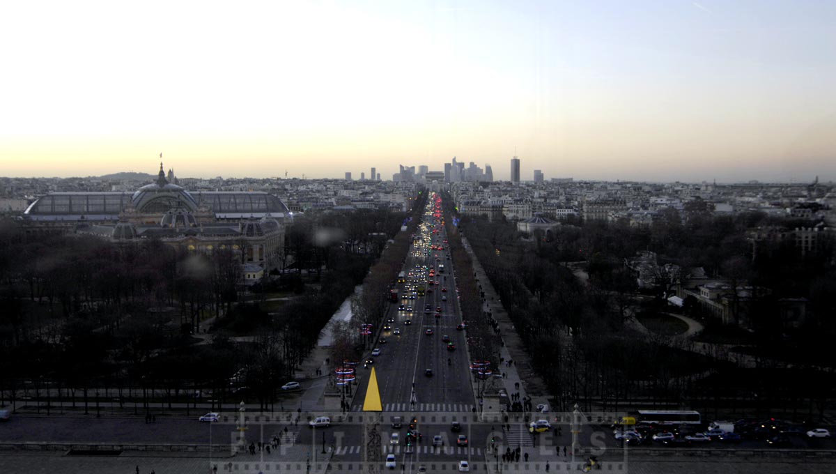 View from Concorde ferris wheel at la Defense